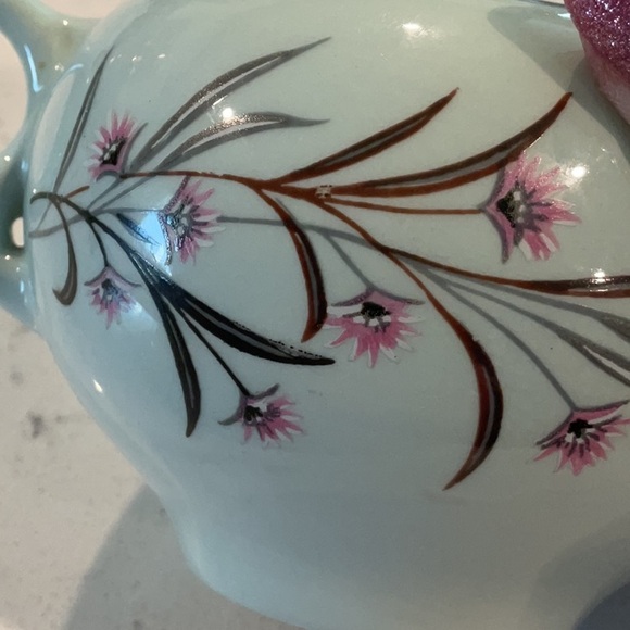 Universal Pottery Creamer Pale Blue w/Pink Flowers & Silver Trim Retro Kitchen - Picture 10 of 10